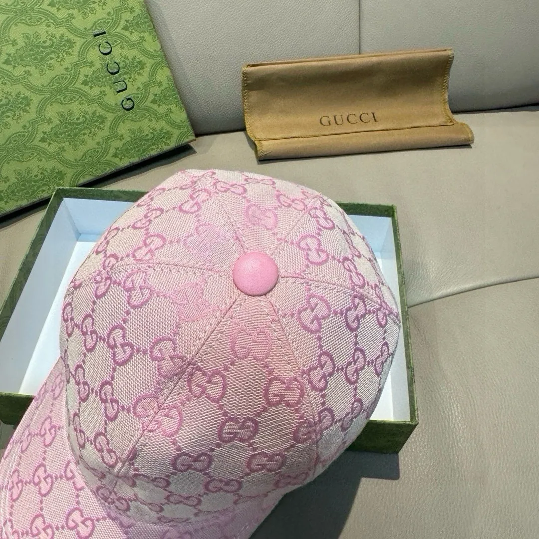 p900000 classic model! Apricot color, black, available in S and L sizes, Gucci (Gucci) classic original baseball cap 😍😍Customized with 1:1 mold opening at the counter, the highest version, original canvas fabric + first-layer cowhide, light and breathable! Photographed in real life, suitable for men and women in all seasons, basic head circumference 56cm, adjustable patches.
