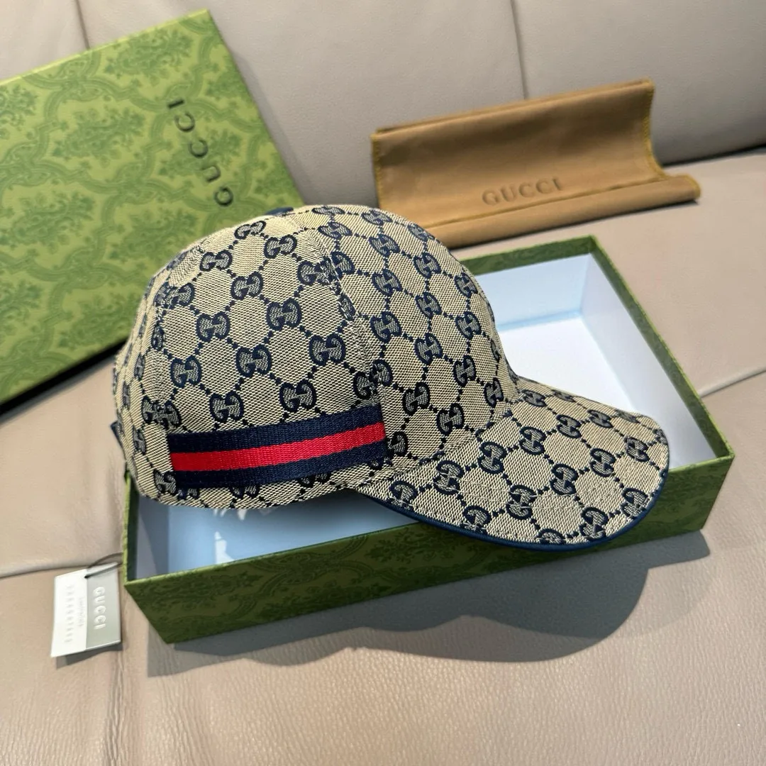 p900000 classic model! Apricot color, black, available in S and L sizes, Gucci (Gucci) classic original baseball cap 😍😍Customized with 1:1 mold opening at the counter, the highest version, original canvas fabric + first-layer cowhide, light and breathable! Photographed in real life, suitable for men and women in all seasons, basic head circumference 56cm, adjustable patches.