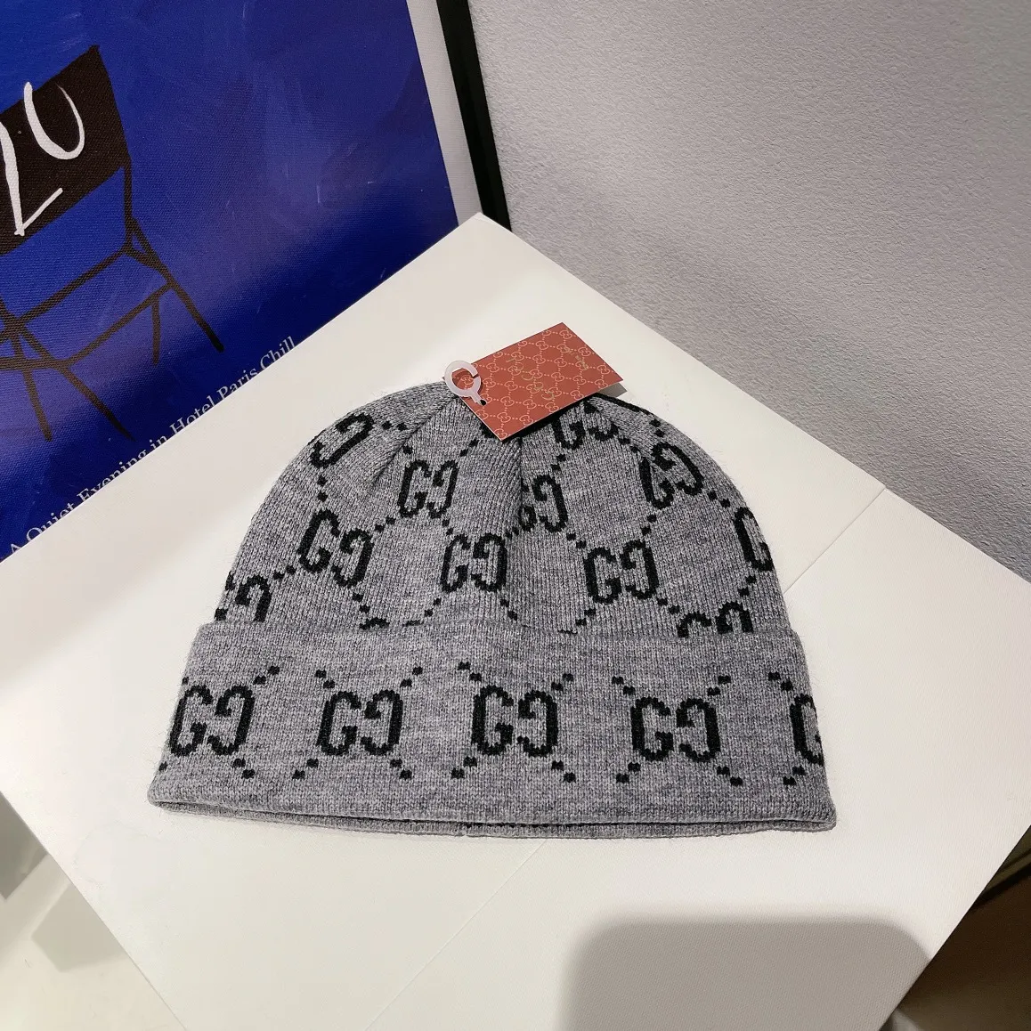 🉐60 Gucci early autumn new knitted embroidered letter logo beanie, simple and fashionable style, with contrasting color lines, standard for fashionistas! Knitted with great elasticity! No limit on head circumference