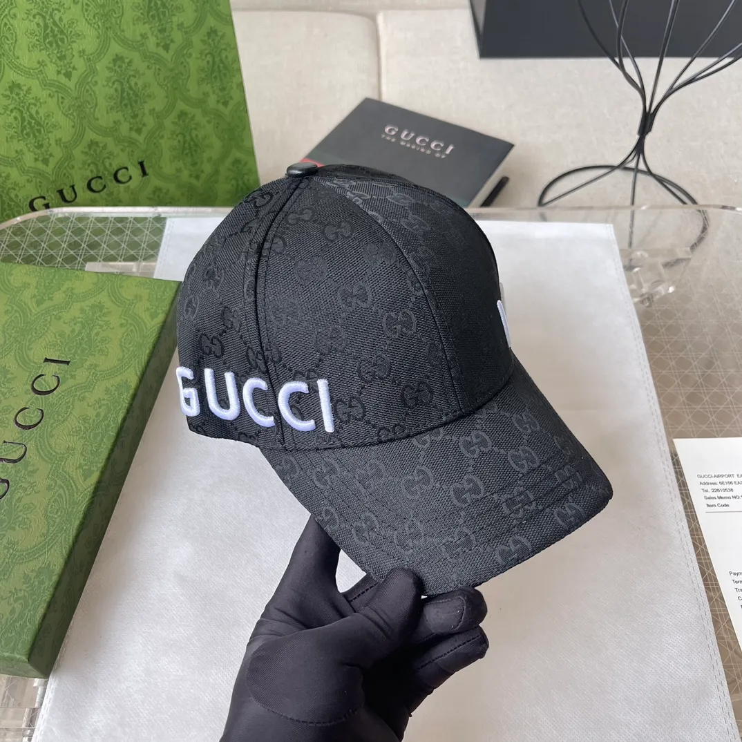 Special batch of 60 GUCCI 2023 new simple baseball caps, very trendy! Casual and sports style, classic production, super easy to match!
