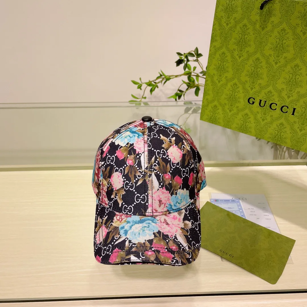 P54💰GUCCI baseball cap, new product from the official website, baseball cap, original quality, hot arrival 🔥🎩 The craftsmanship is very exquisite, high-end and classy! Low-key luxury, easy to carry! Running volume!