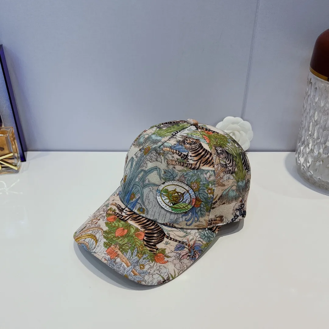 P70 [GUCCI Gucci] 2022 spring and summer new counter synchronized tiger pattern versatile baseball cap, new model shipped, big brands out on the street, perfect for matching clothes! Everyone must enter!