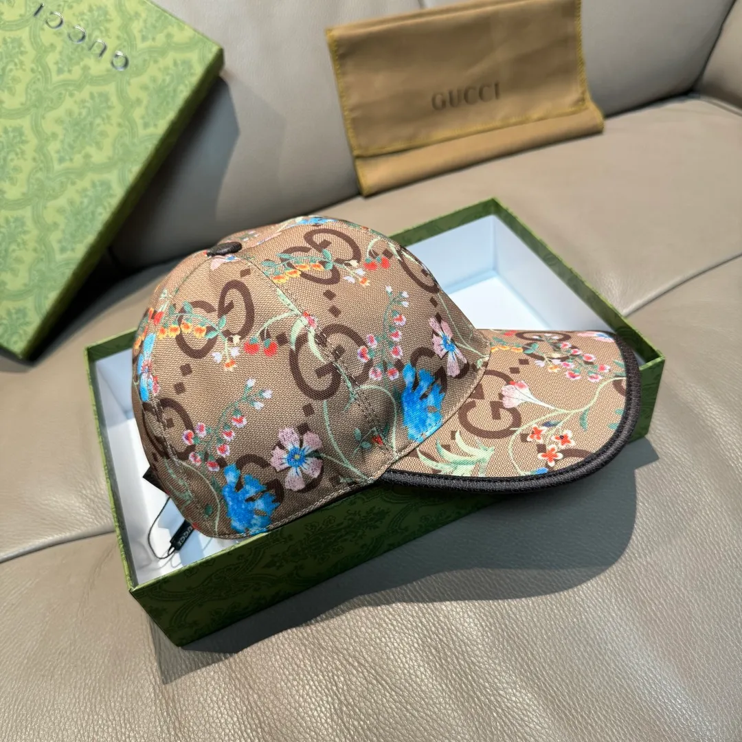 p90., Gucci Gucci's new original baseball cap, floral large double G, customized at the counter with 1:1 mold opening, perfect matching pattern, original canvas fabric + first-layer cowhide, light and breathable! The basic head circumference is 56cm, and the patch is adjustable.