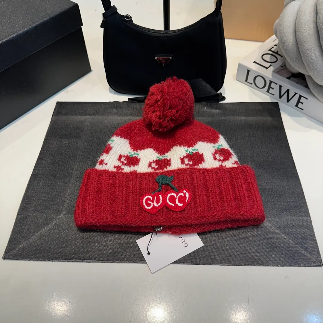 P60 Gucci knitted beanie, unisex