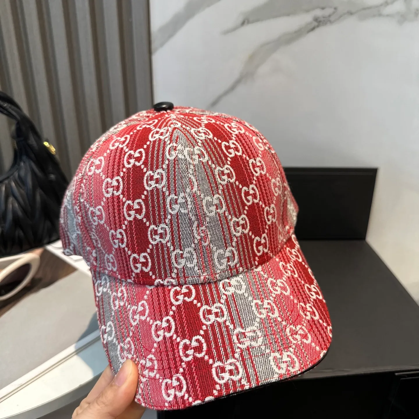 P66 GUCCI Gucci 2025 counter new jacquard baseball cap🧢very trendy! Casual and sports style, classic production, super easy to match! Look small