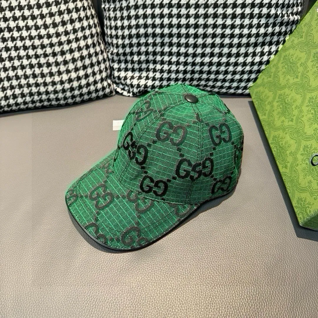 p90 New model shipped from official website. Gucci's latest original baseball cap, large double G, 1:1 mold customization at the counter, perfect alignment, original canvas fabric + first-layer cowhide, light and breathable! The basic head circumference is 56cm, and the patch is adjustable.
