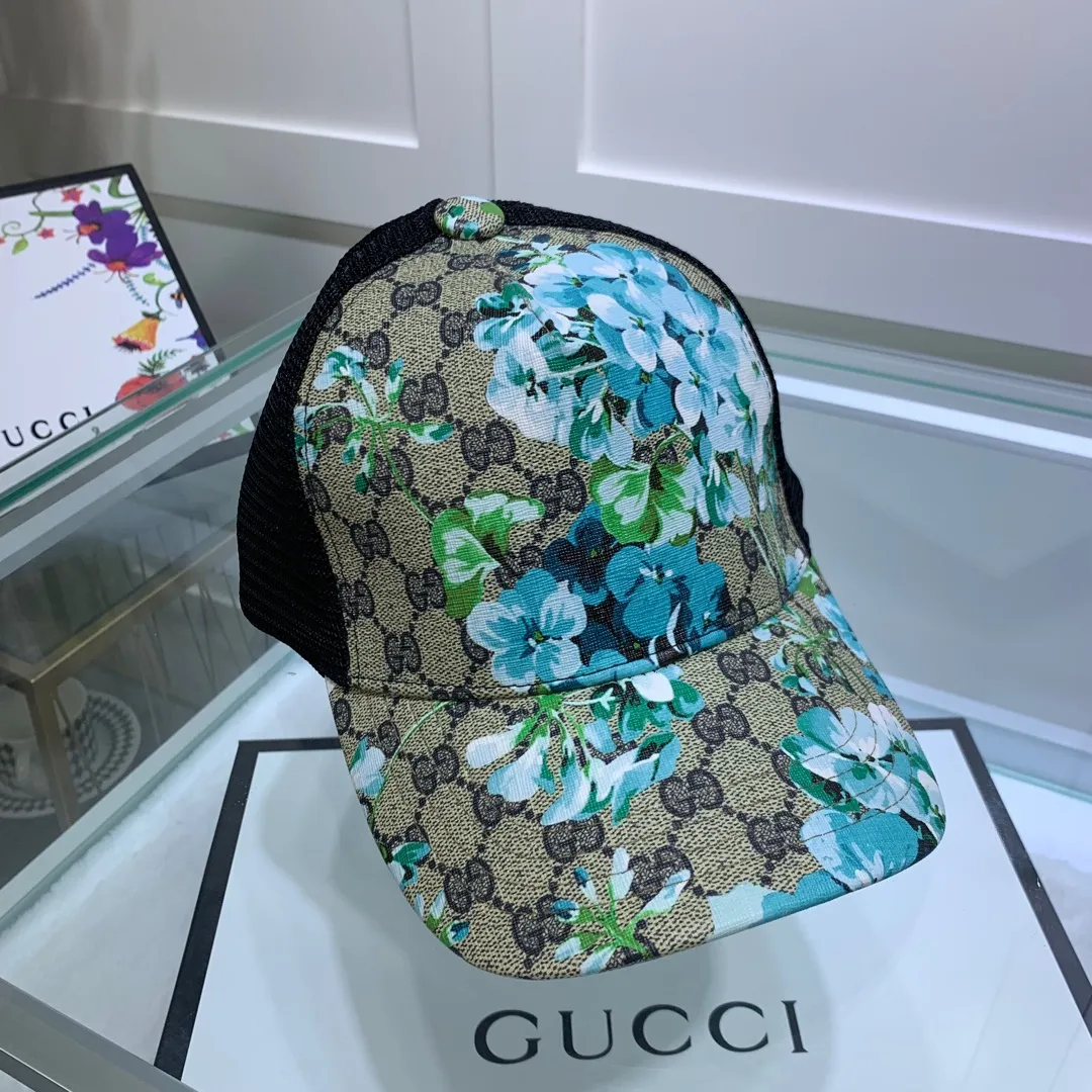 The p70 purchasing version [Smile] is the same version as the official website, made of GUCCI high-end materials, and the original hat from the French luxury goods counter. [Love] We welcome all kinds of comparisons. The best quality ones are not low-end products. You can compare by yourself. The version purchased at the counter is customized one by one, and the purchasing agent source.