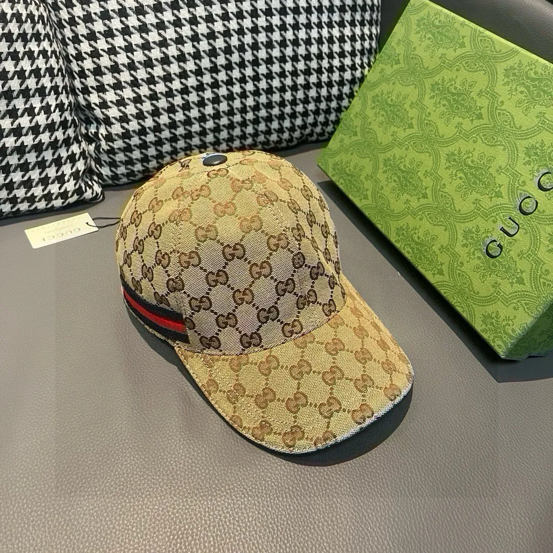 p90 ten thousand year old classic new color is shipped!   , Gucci (Gucci) classic original baseball cap 😍😍 1:1 mold opening and customization at the counter, the highest version, original canvas fabric + first layer of cowhide, light and breathable! Photographed in real life, suitable for men and women in all seasons, basic head circumference 56cm, adjustable patches.