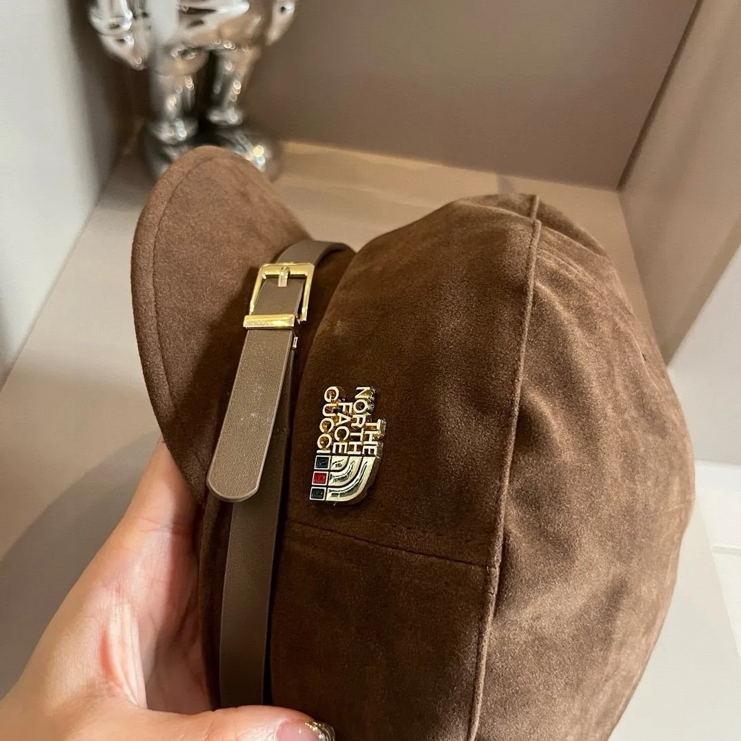 💰100¥ Gucci new peaked military cap, head circumference 57cm