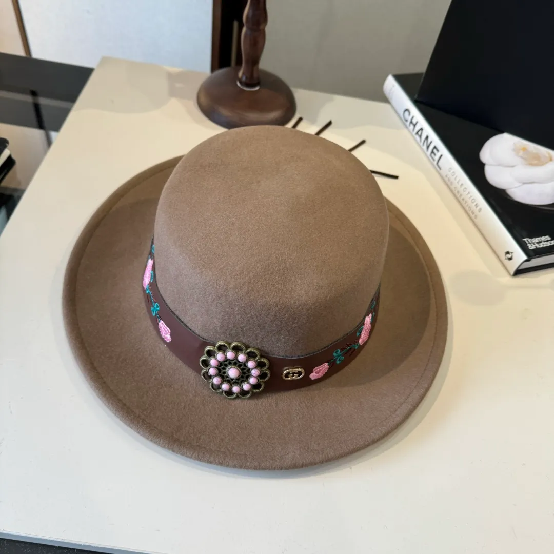 💰190¥ Gucci new wool top hat, flat top hat, 100% wool fabric 🦙%, head circumference 57cm