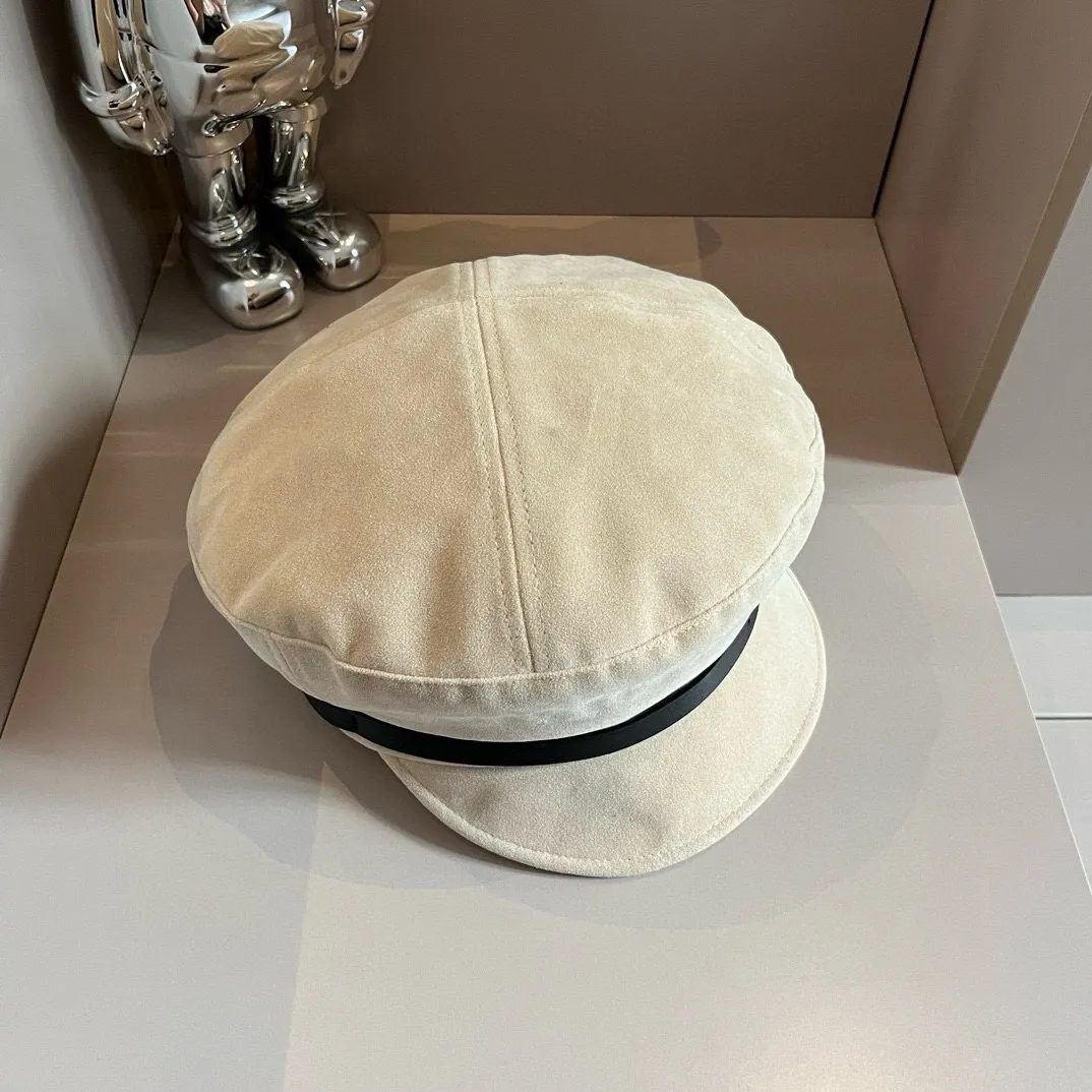 💰100¥ Gucci new peaked military cap, head circumference 57cm