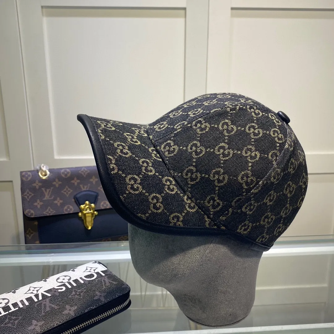 P70💰Gucci Baseball Cap GUCCI🧢Original quality is now available 🔥🎩 The craftsmanship is very exquisite, high-end and classy! Low-key luxury, easy to carry! Running volume! 【68211469】