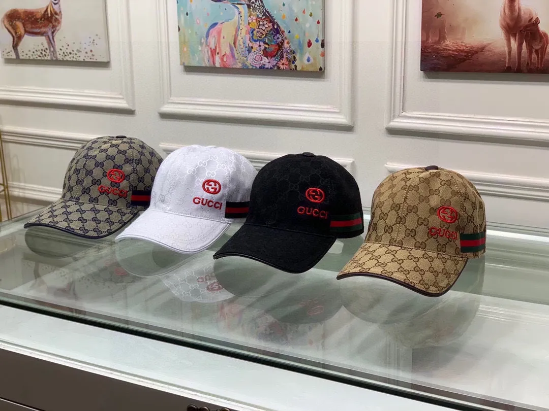 🉐️900,000-year-old classic model shipped!  , Gucci (Gucci) classic original baseball cap😍😍gucci small embroidery, 1:1 mold opening and customization at the counter, the highest version, original canvas fabric + first layer of cowhide, pure cotton lining, light and breathable! Photographed in real life, suitable for men and women in all seasons, basic head circumference 56cm, adjustable patches.
