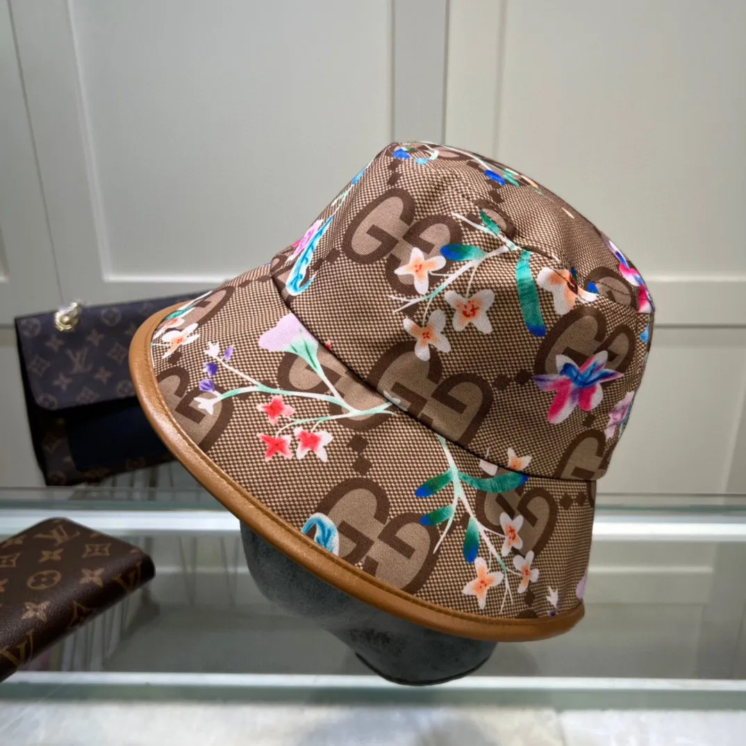 P60💰Gucci Baseball Cap GUCCI🧢Original quality is now available 🔥🎩 The craftsmanship is very exquisite, high-end and classy! Low-key luxury, easy to carry! Running volume! 【68211469】