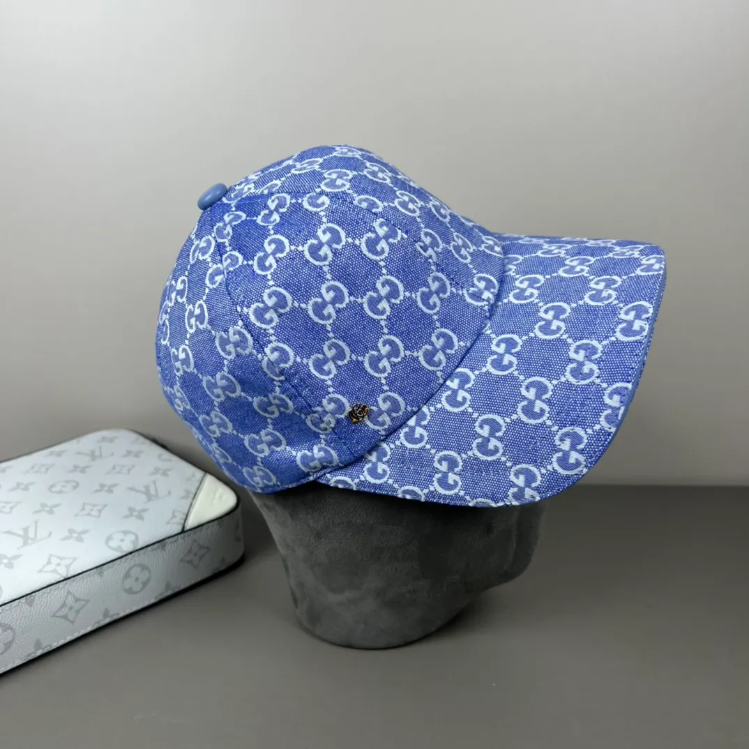 P60💰Gucci Baseball Cap♥️GUCCI🧢Official new product, baseball cap, original quality, hot arrival 🔥🎩 The craftsmanship is very exquisite, high-end and classy! Low-key luxury, easy to carry! Running volume!