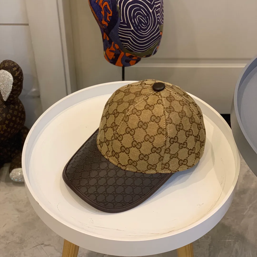 P110 Gucci (Gucci) new original baseball cap, 1:1 mold customization, heavy embroidery, details comparable to counters, original canvas + first-layer cowhide, excellent quality! The first choice for handsome men and beautiful women, fashionable and versatile. Basic head circumference 56, adjustable patch
