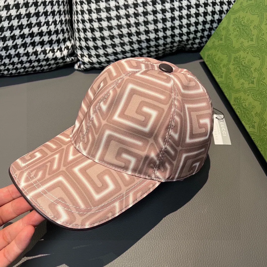 🉐️90 🎗, Gucci Gucci’s new original baseball cap, artistic large double G, 1:1 mold customization at the counter, perfect pattern, original canvas fabric + first-layer cowhide, light and breathable! The basic head circumference is 56cm, and the patch is adjustable.