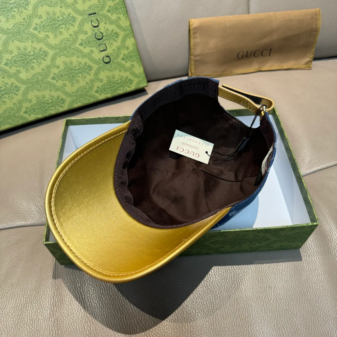 P90, Gucci (Gucci) new original baseball cap, large double G leather, best-selling model at the counter, 1:1 mold customization, original canvas fabric + first-layer cowhide, fashionable and handsome! The quality is great, the basic head circumference is 56cm, and the patch is adjustable.