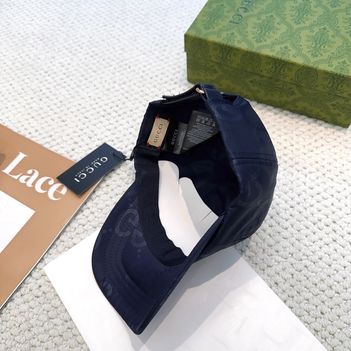 P66 original quality GUCCI Gucci baseball cap🧢Official website new product Gucci baseball cap🧢hot coming. The craftsmanship is very exquisite, high-end and classy! Low-key luxury, easy to carry! Running volume!