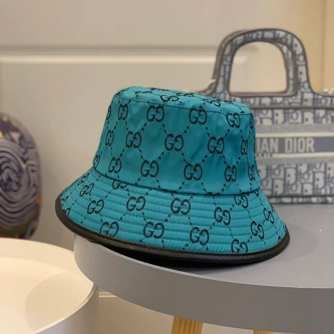 P90 GUCCI counter sync, super popular fisherman hat, fashionable and versatile, practical ~ GG presbyopic design, classic style will last forever, never tire of it, new colors and new technology, laser-like fabrics, high-end colors, you will be warmed🙅‍♂️ High style matching items!