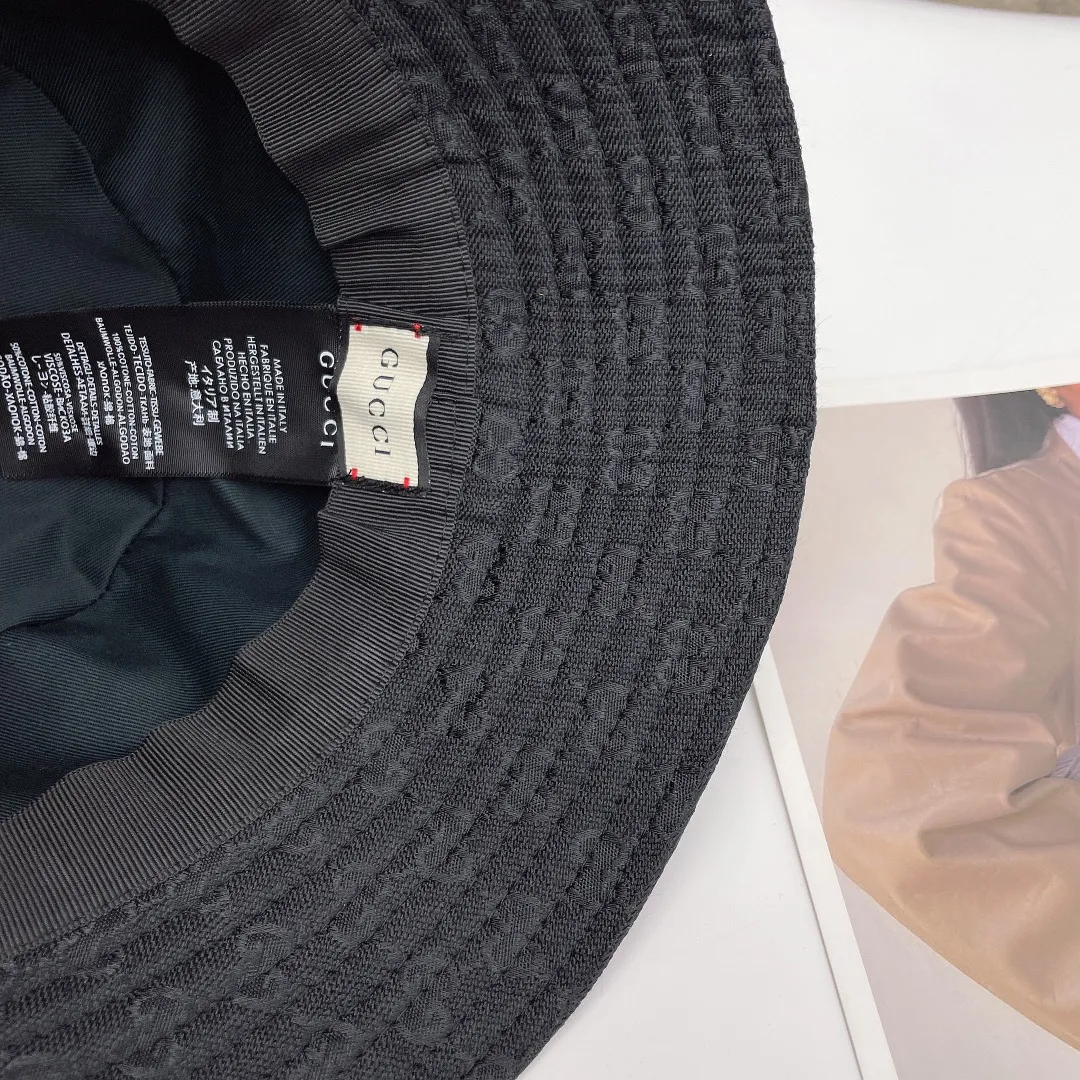 P76👒Gucci VS NY👒😍Gucci co-branded ny canvas hat, high-end goods, come to those who know the stuff, the hottest pattern in spring and summer 2020, walking sun umbrella, super high sun protection index, no makeup artifact, fisherman hat, great hat shape🤗