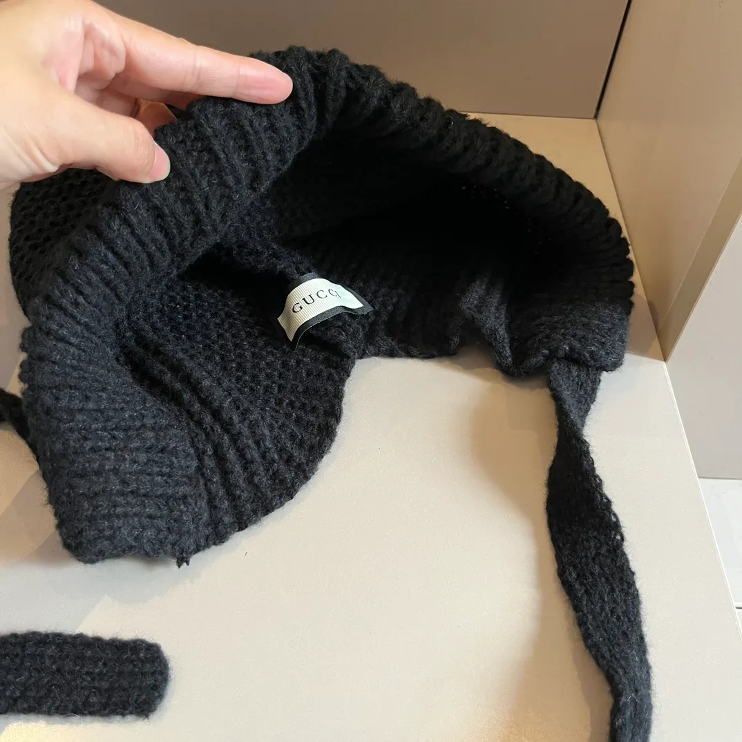 💰90¥ Gucci new knitted cold hat ear protection hat