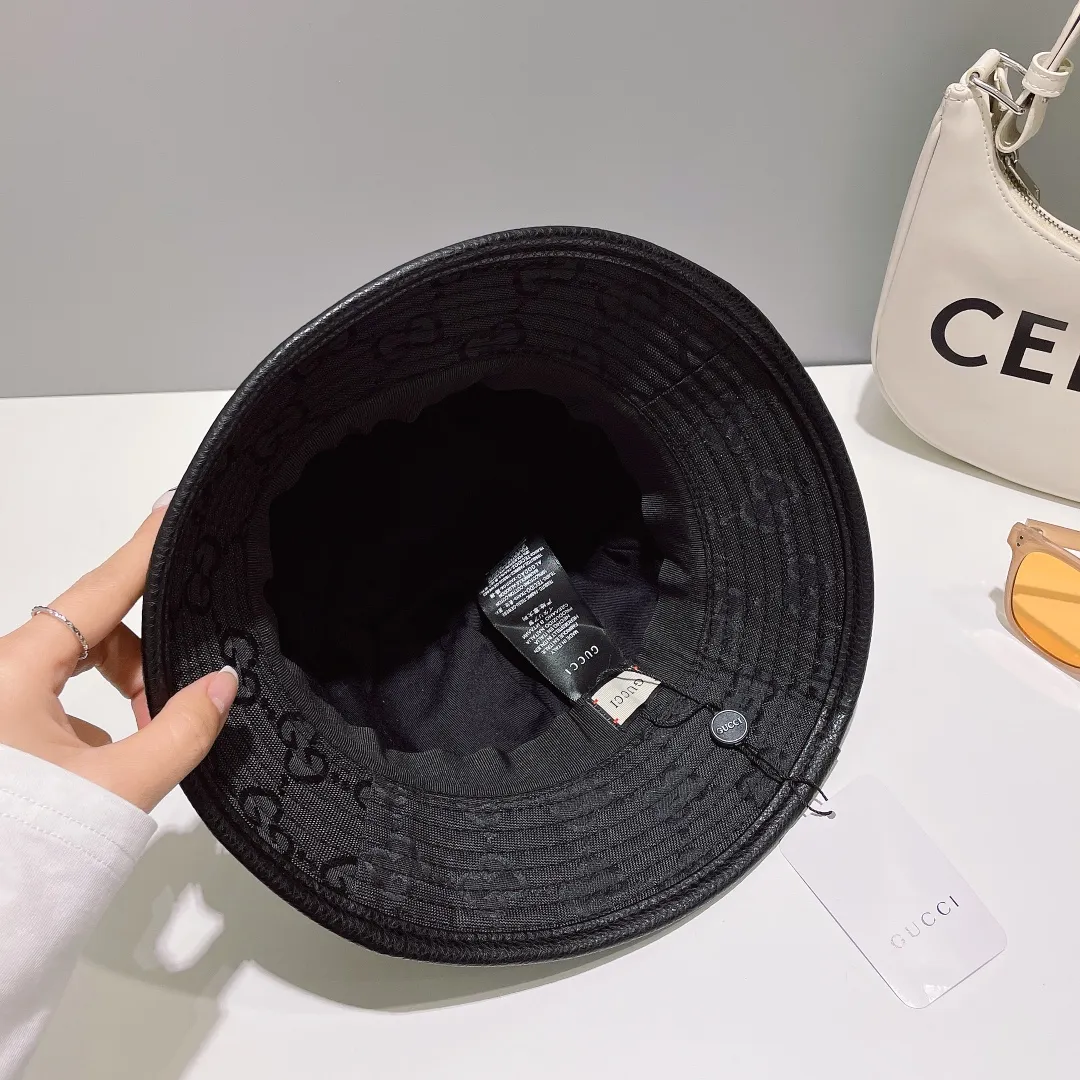 P70💰 High version GUCCI leather bucket hat synchronized with counters, hot shipments, super beautiful and easy to match, simple and elegant