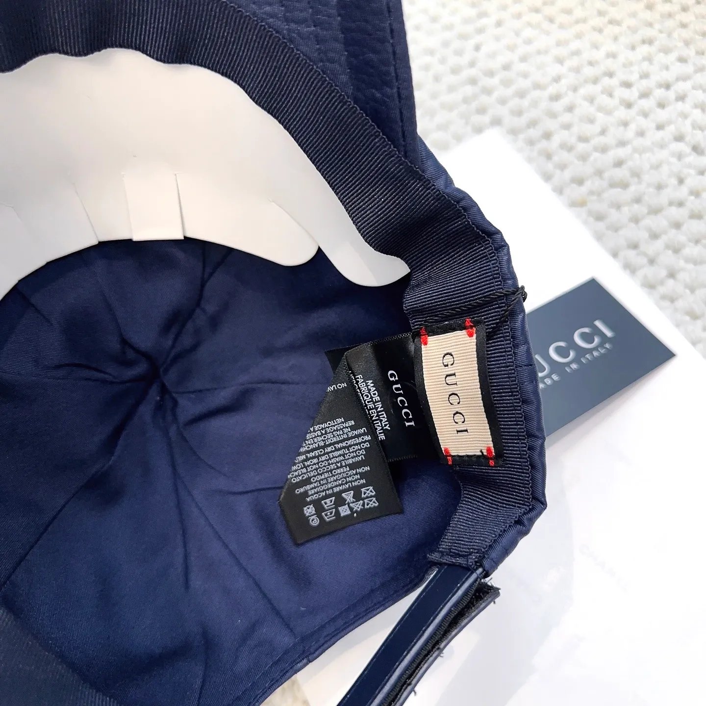 P66 original quality GUCCI Gucci baseball cap🧢Official website new product Gucci baseball cap🧢hot coming. The craftsmanship is very exquisite, high-end and classy! Low-key luxury, easy to carry! Running volume!