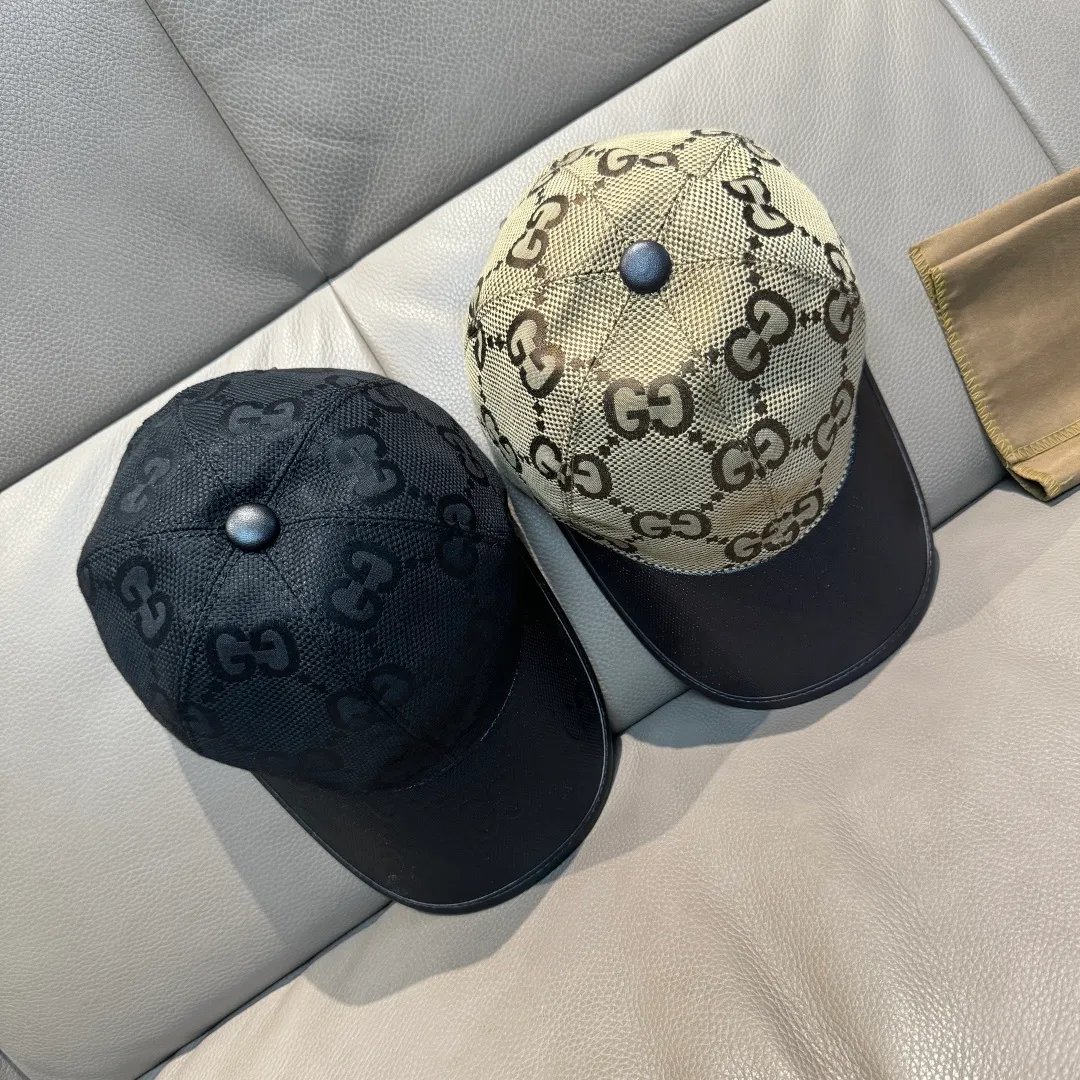 P90, Gucci (Gucci) new original baseball cap, canvas and leather, best-selling model at the counter, 1:1 mold customization, original canvas fabric + first-layer cowhide, fashionable and handsome! The quality is great, the basic head circumference is 56cm, and the patch is adjustable.