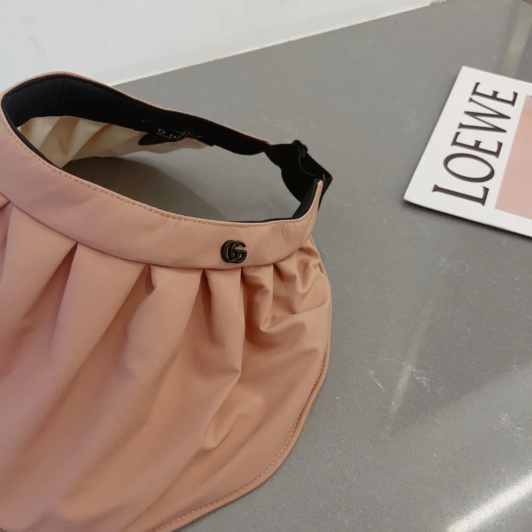 Running amount 64¥ Gucci new shell hat, candy color, foldable, versatile style