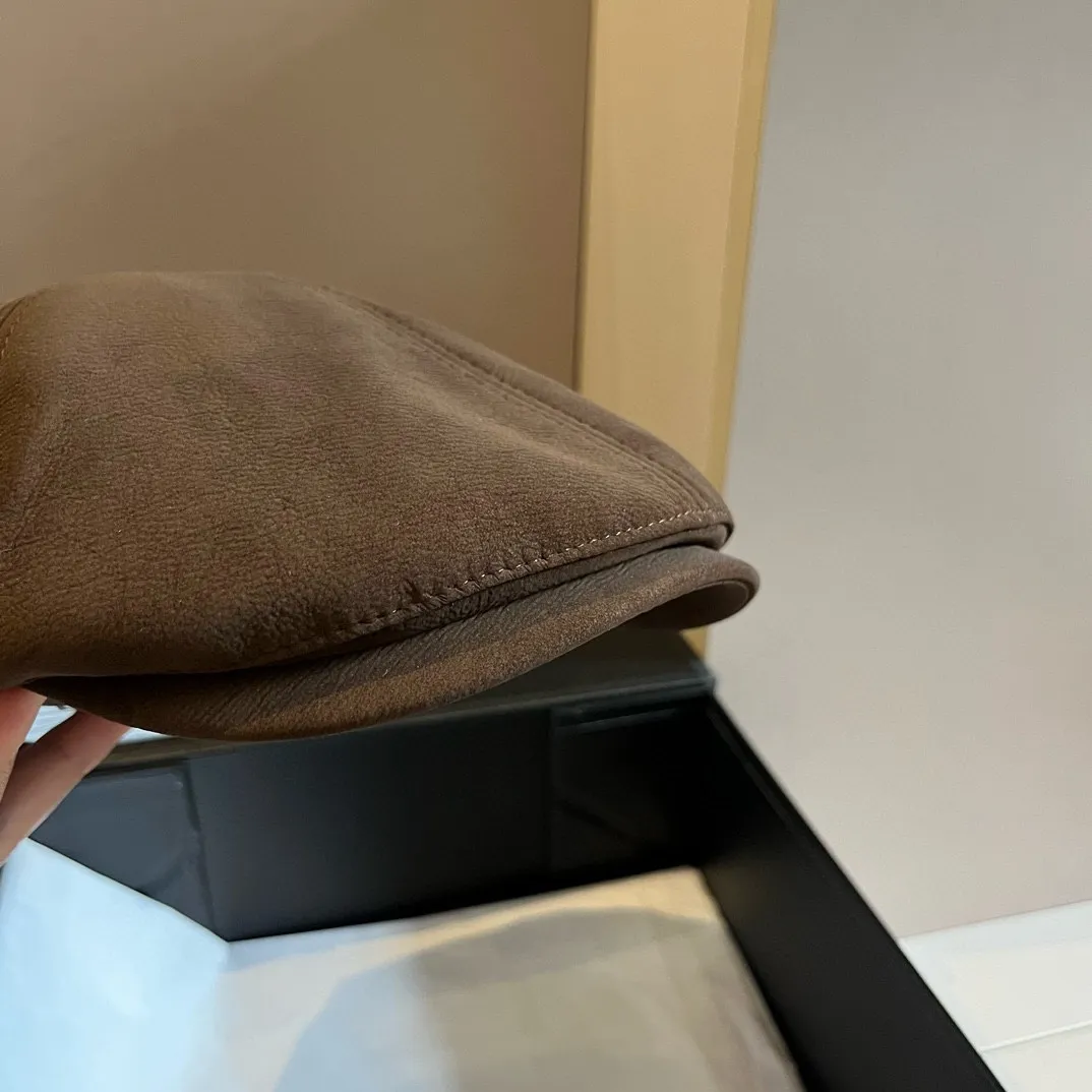 💰100¥ Gucci new buckskin duck bill forward cap, head circumference 57cm