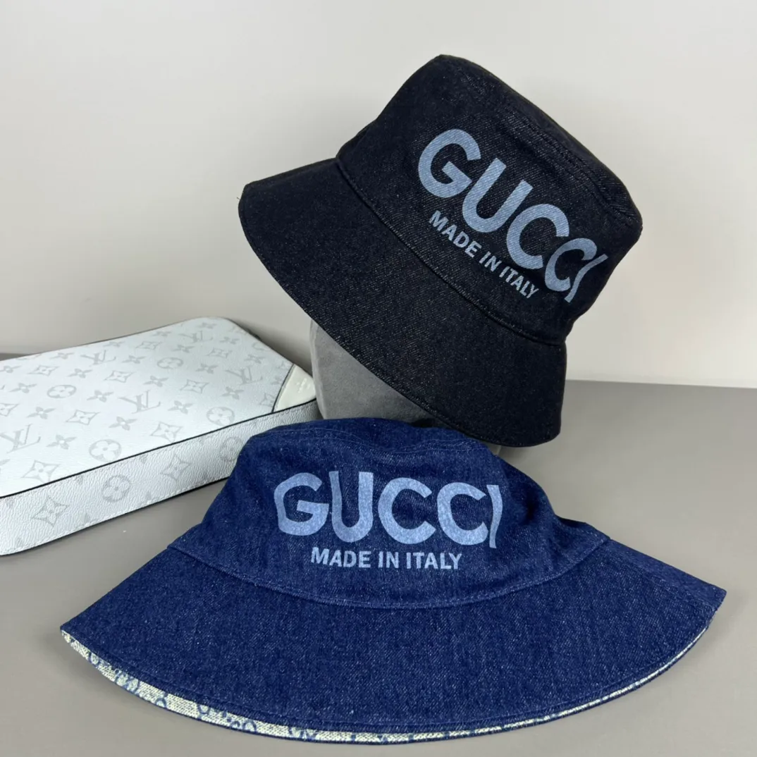 70💰GUCCI Gucci bucket hat👒The new product Gucci fisherman hat from the official website is now available. The craftsmanship is very exquisite and it is high-end and classy! Low-key luxury, easy to carry! Running volume!