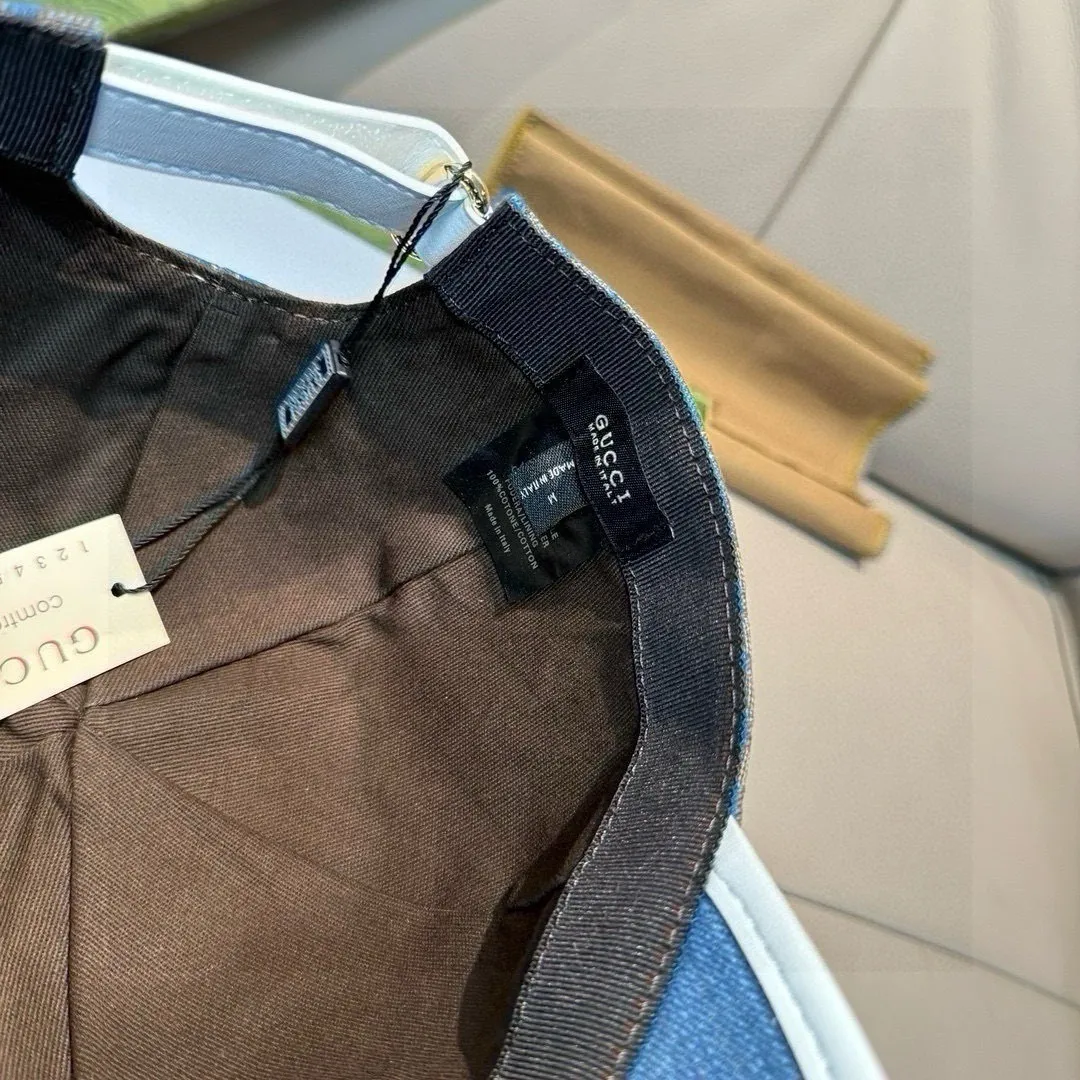p90., Gucci Gucci’s new original baseball cap, large double G, 1:1 mold opening and customization at the counter, perfect matching pattern, original canvas fabric + first-layer cowhide, light and breathable! The basic head circumference is 56cm, and the patch is adjustable.