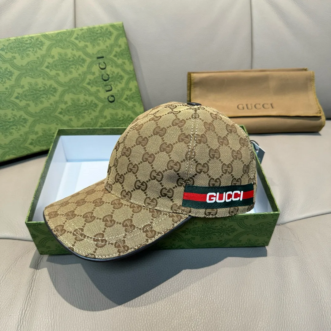 p90, Gucci (Gucci) new spring and summer original baseball cap, logo webbing, 1:1 mold customization, original canvas + first-layer cowhide, popular purchasing agent, versatile style for men and women, great quality! The basic head circumference is 56cm, and the patch is adjustable.