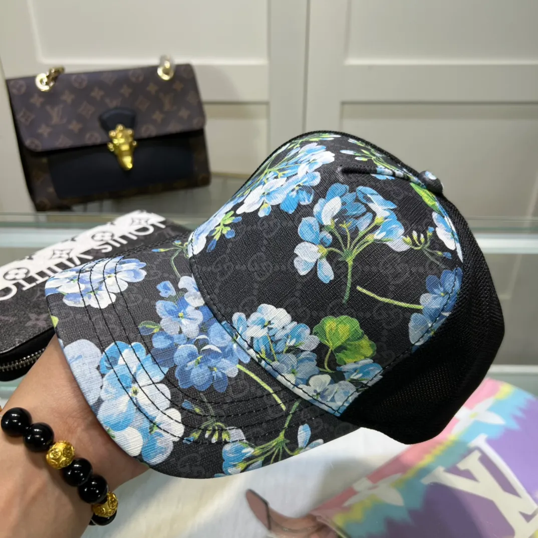 46💰 Gucci mesh cap♥️GUCCI🧢Official website baseball cap, original quality is very popular 🔥🎩 The craftsmanship is very exquisite, high-end and classy! Low-key luxury, easy to carry! Running volume!