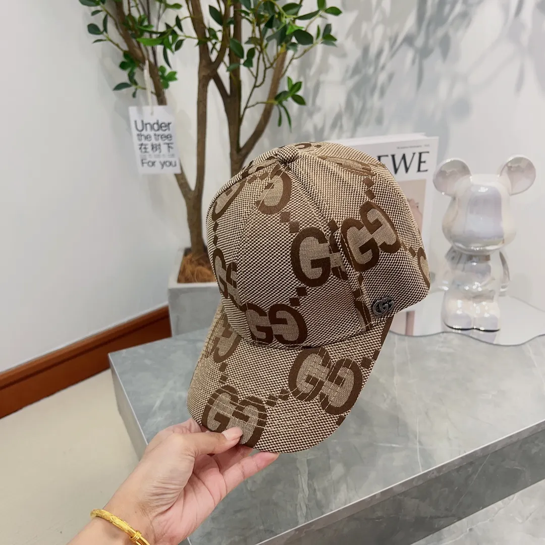 🉐️60💰 Gucci's new baseball cap, ready for delivery in seconds 🧢Simple, fashionable and super beautiful hat! Advantages of original items compared to other hats