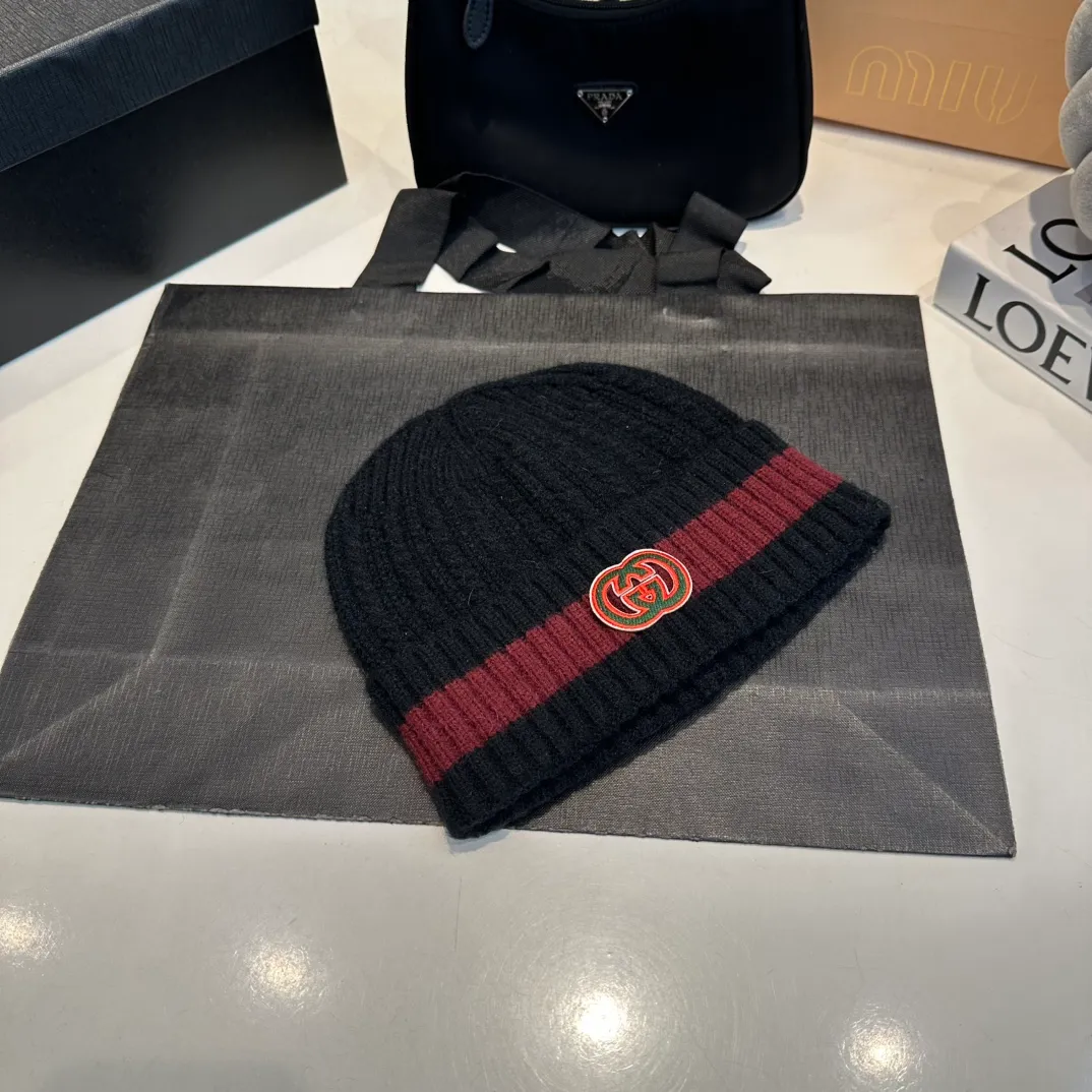 P50 Gucci new knitted cold hat
