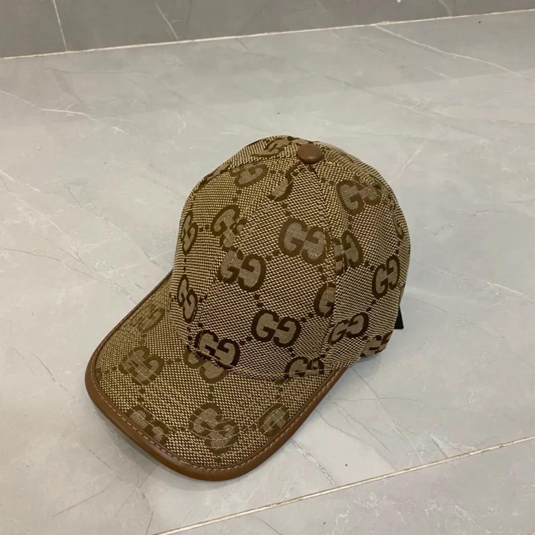 💰60 GUCCI 2022 new simple embroidered baseball cap at the counter, very trendy! Casual and sports style, classic production, super easy to match!