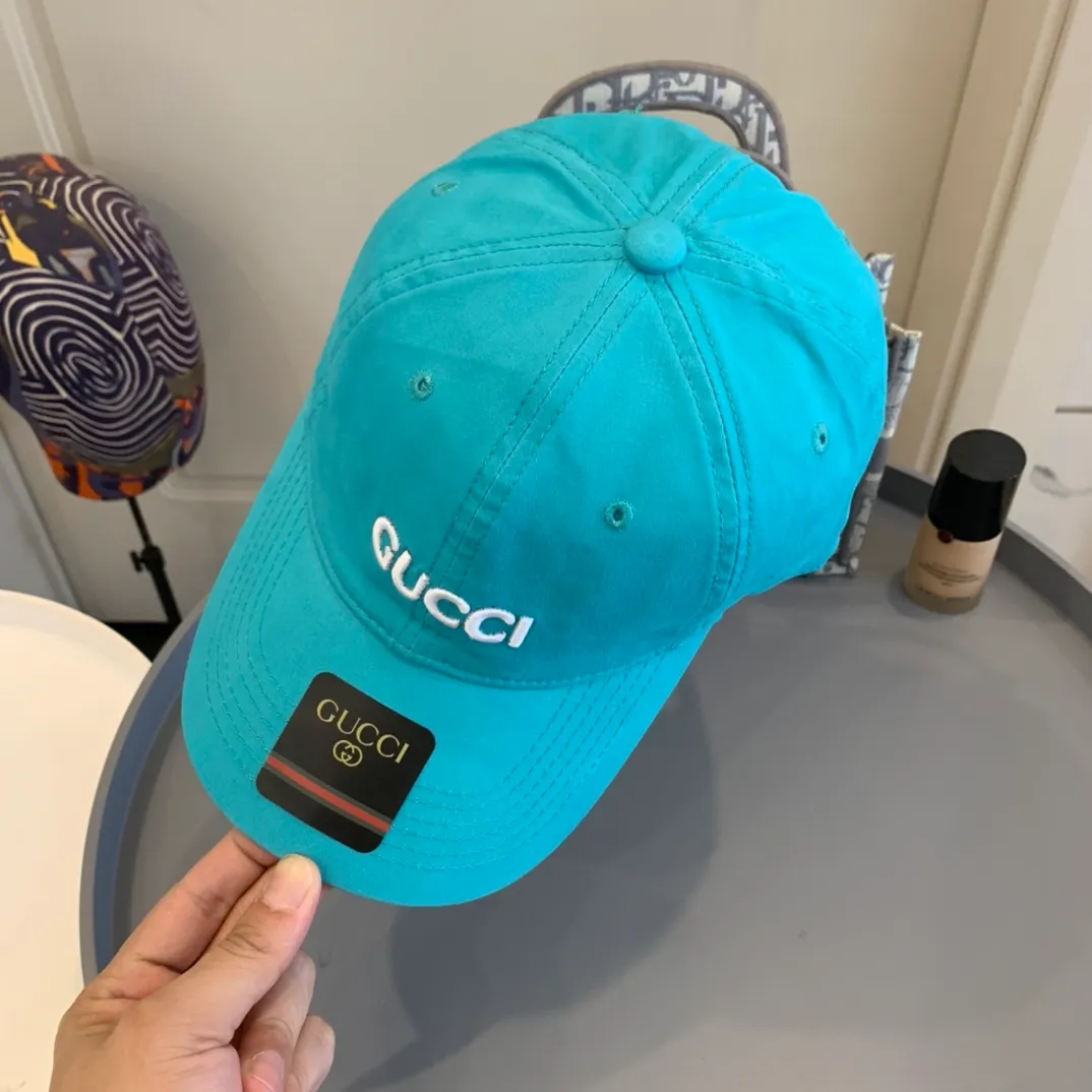 p60 Gucci Baseball Cap♥️GUCCI Baseball Cap🧢Official website new product Gucci Baseball Cap, original quality is very popular 🔥🎩 The craftsmanship is very exquisite, high-end and classy! Low-key luxury, easy to carry! Excellent quality👍Fashionable and versatile