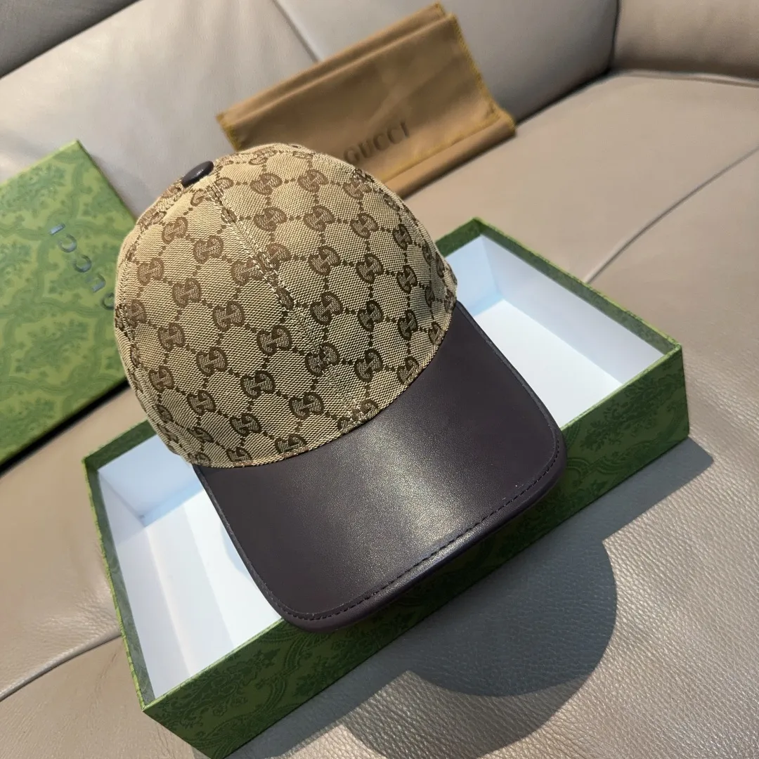 P90, Gucci (Gucci) new original baseball cap, canvas and leather, best-selling model at the counter, 1:1 mold customization, original canvas fabric + first-layer cowhide, fashionable and handsome! The quality is great, the basic head circumference is 56cm, and the patch is adjustable.