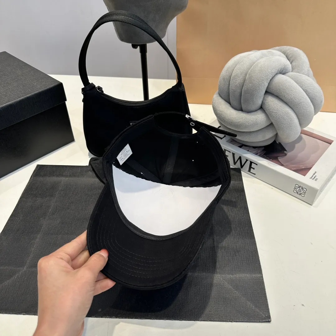 P60 Gucci Baseball Cap GUCCI official website new product, baseball cap, original quality, very popular 🔥The craftsmanship is very exquisite, high-end and classy! Low-key luxury, easy to carry! Running volume