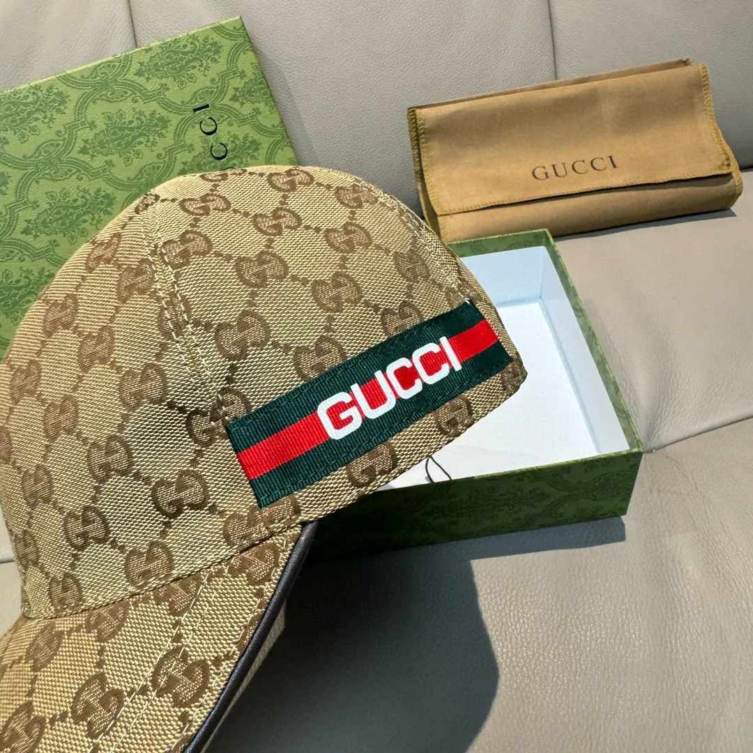 p90, Gucci (Gucci) new spring and summer original baseball cap, logo webbing, 1:1 mold customization, original canvas + first-layer cowhide, popular purchasing agent, versatile style for men and women, great quality! The basic head circumference is 56cm, and the patch is adjustable.