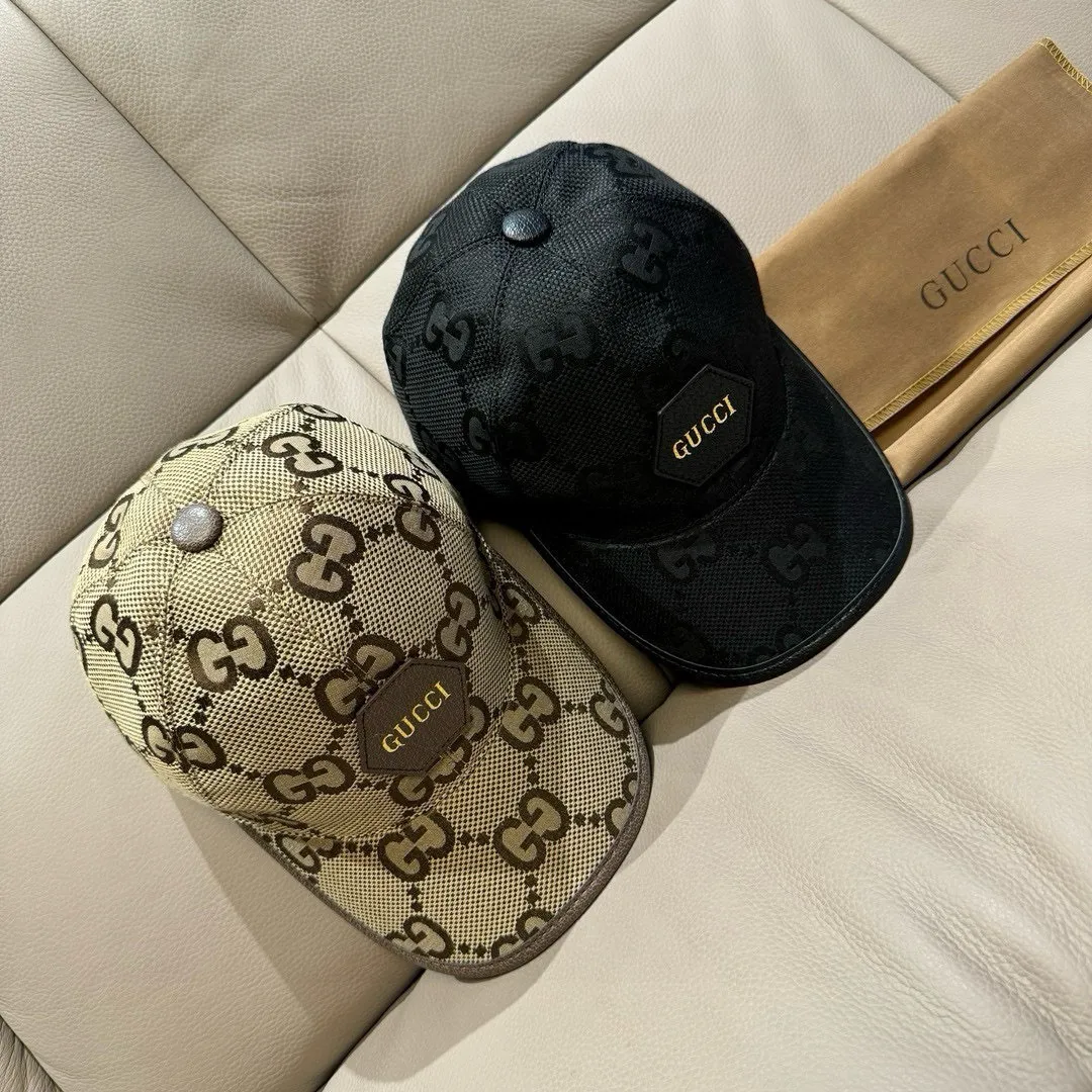 P90., Gucci (Gucci) new original baseball cap, Gucci hot stamping, the latest model at the counter, 1:1 custom mold opening, genuine mold opening, original canvas fabric + first layer of cowhide, original quality! The quality is great, the basic head circumference is 56cm, and the patch is adjustable.