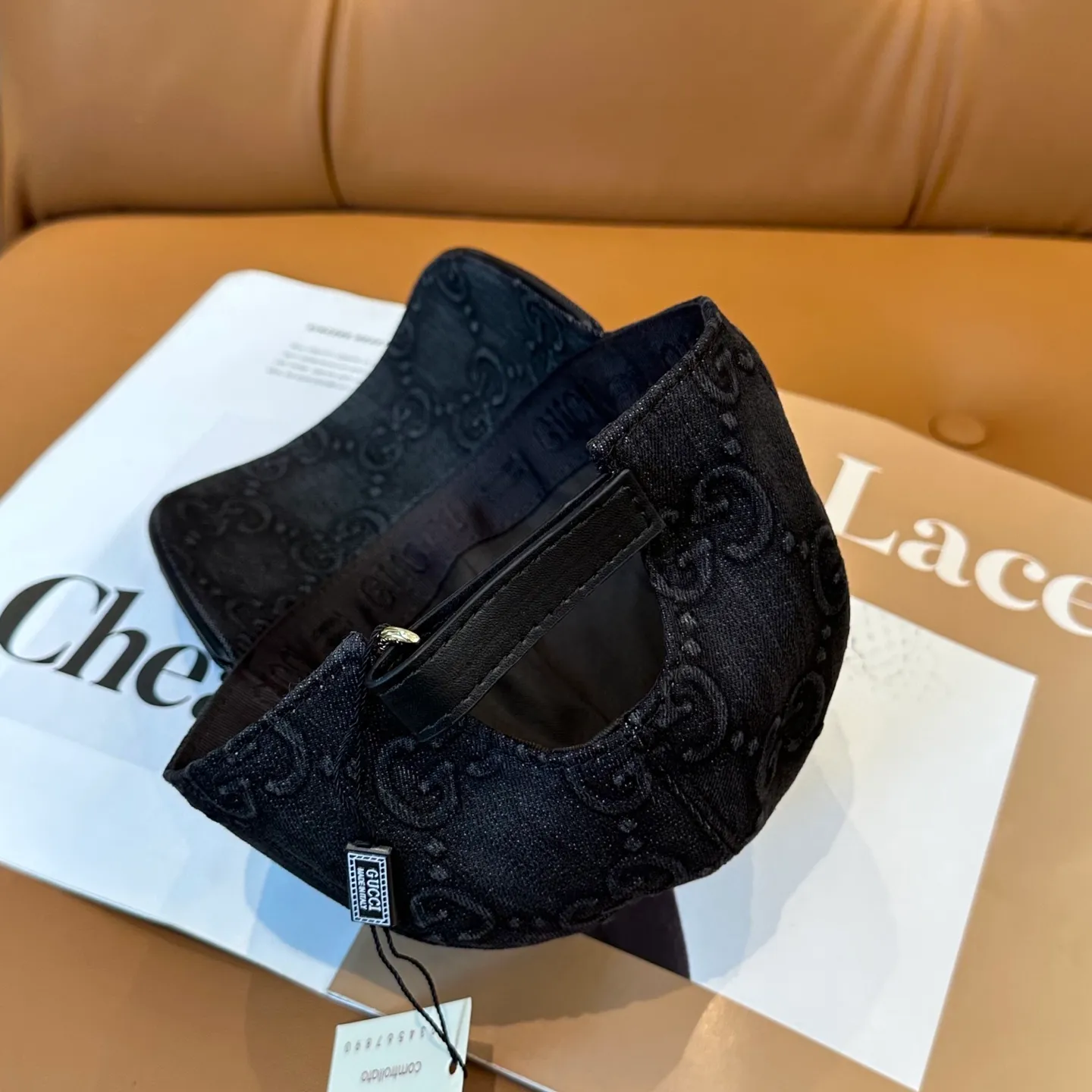 P86 Gucci (Gucci) classic original washed denim baseball cap😍Customized at the counter with 1:1 mold opening, the highest version, the original canvas is light and breathable! Photographed in real life, suitable for men and women in all seasons, basic head circumference 56cm, adjustable patches.