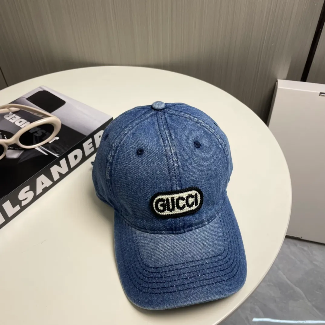 P50 GUCCI🧢New denim baseball cap is coming 🔥🎩 The craftsmanship is very exquisite, high-end and classy! Low-key luxury, easy to carry! Running volume!