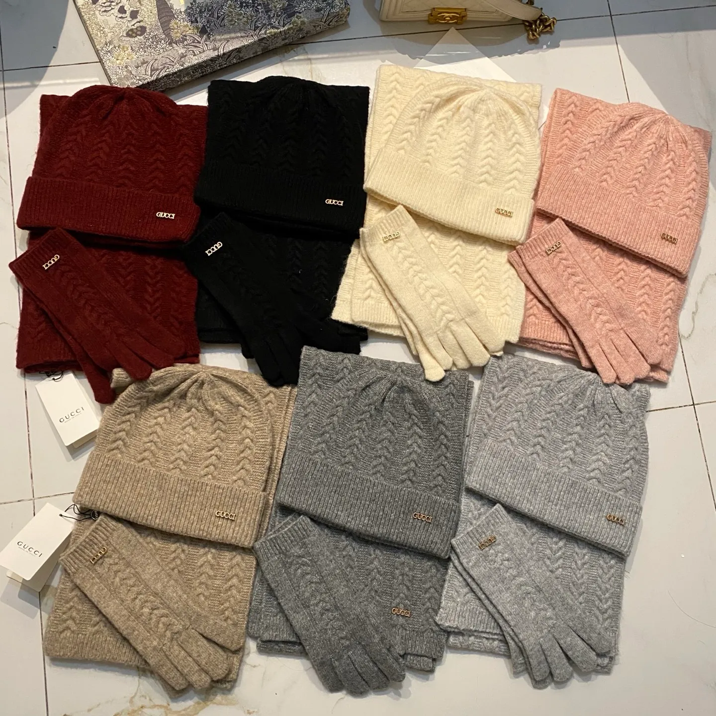 Gucci suit cashmere knitted hat + scarf + gloves