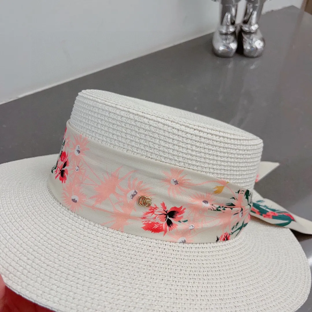 💰110¥ Gucci flat top hat, simple top hat, black and white, head circumference 57cm