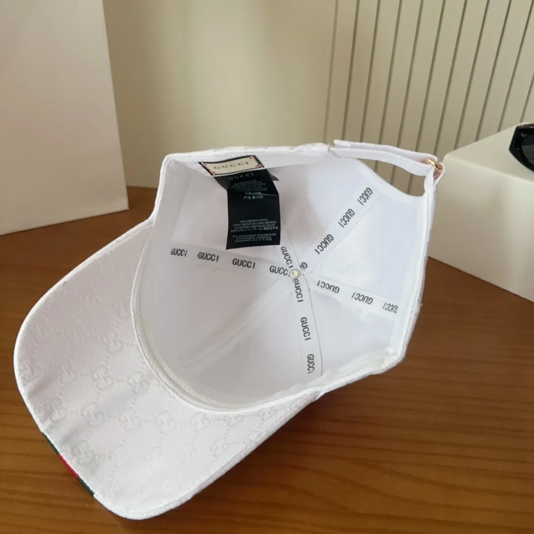 💰56 GUCCI simple baseball cap, very trendy! Casual and sports style, classic production, super easy to match!