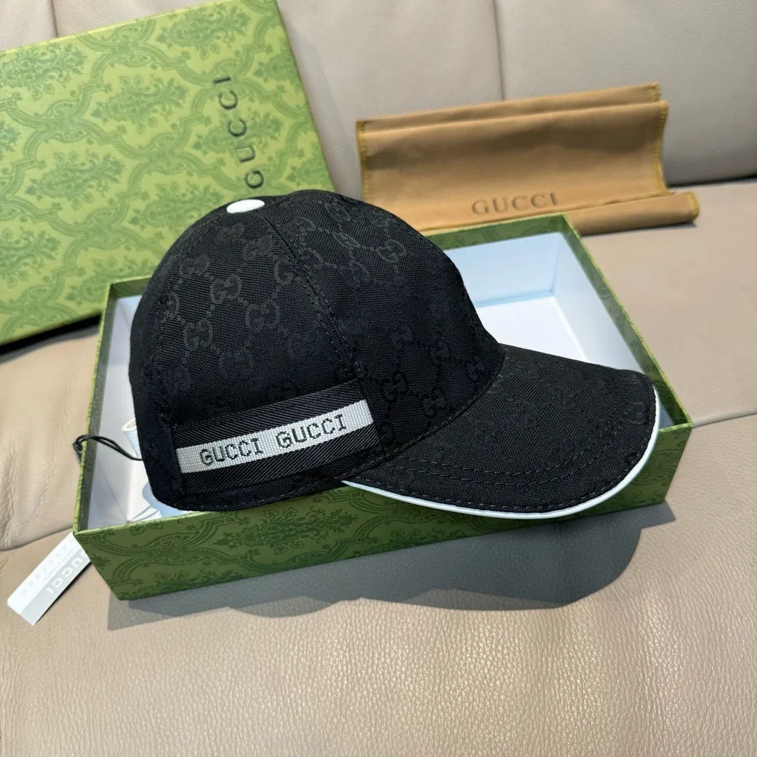 p90, Gucci (Gucci) new spring and summer original baseball cap, logo webbing, 1:1 mold customization, original canvas + first-layer cowhide, popular purchasing agent, versatile style for men and women, great quality! The basic head circumference is 56cm, and the patch is adjustable.