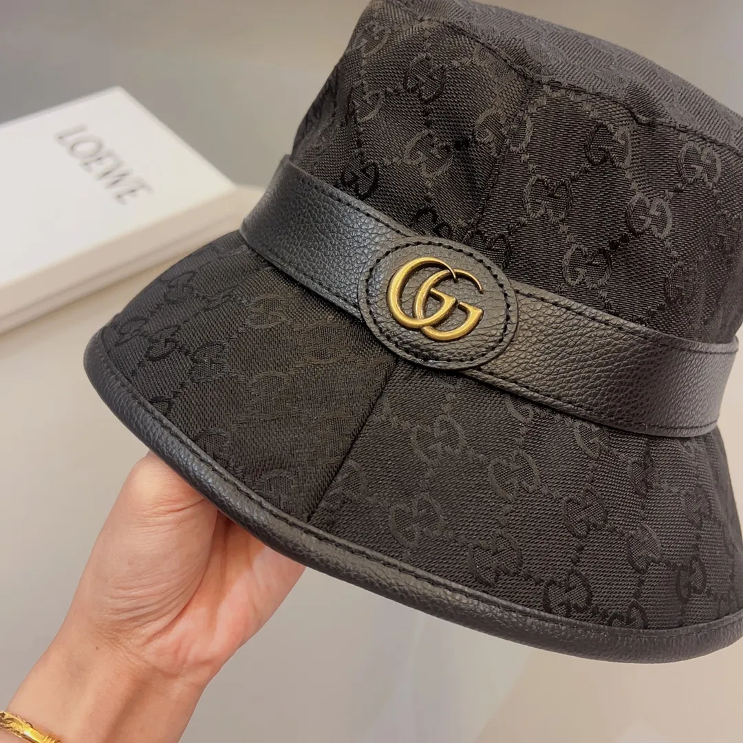 🉐️70💰 👒Gucci (Gucci) new original single bucket hat😍😍 Double G hemming, 1:1 mold customization, original canvas fabric + cowhide micro-label, pure cotton lining, light and breathable, real shot! Basic head circumference 56